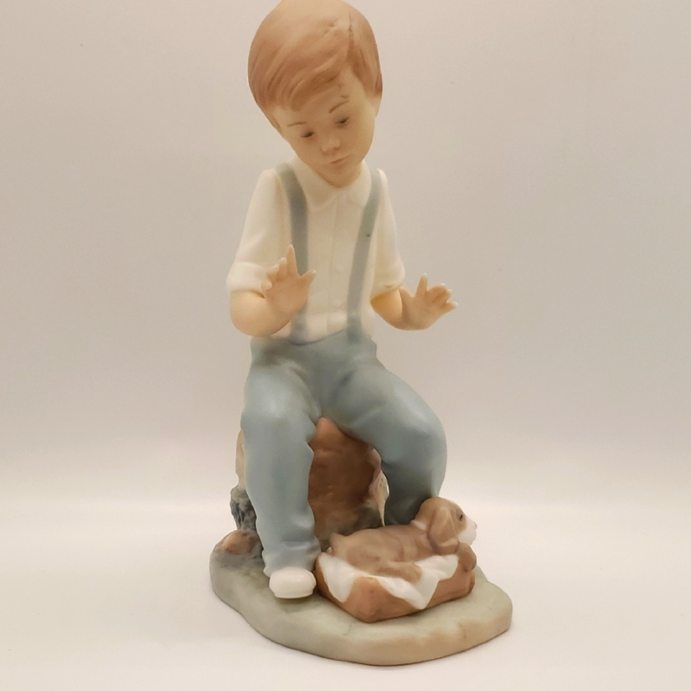 Vintage Lladro porcelain figurine Homesick Friend boy and puppy